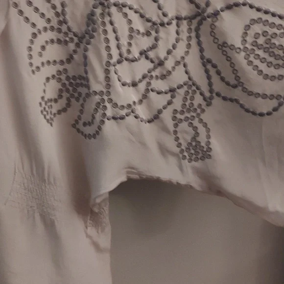 BARASCHI Silk Cream And Gray Dolman Sleeve Embroidered Eyelet Top - Picture 8 of 11